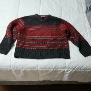 Woolrich Red and Gray V-Neck Sweater